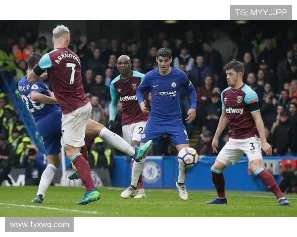 切尔西与拜仁慕尼黑转会谈判进行,未来明星球员成为关注焦点 切尔西与拜仁慕尼黑转会谈判进行,未来明星球员成为关注焦点