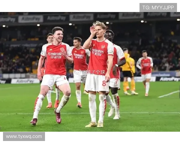 B费 vs 厄德高:中场组织能力与战术作用差异 B费 vs 厄德高:中场组织能力与战术作用差异